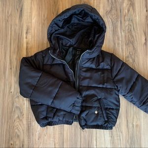 BLACK CROPPED PUFFER JACKET